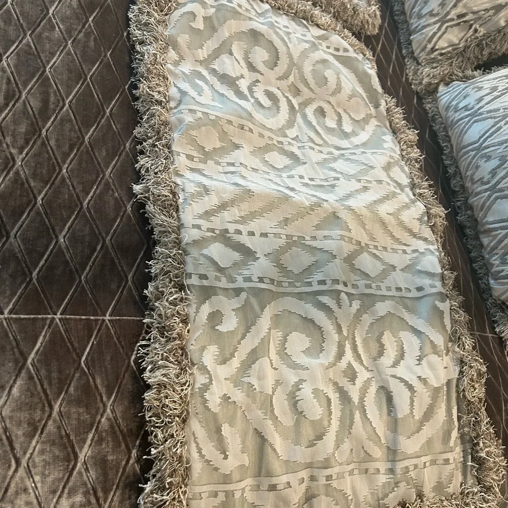 Elegant Gray Bedding Set